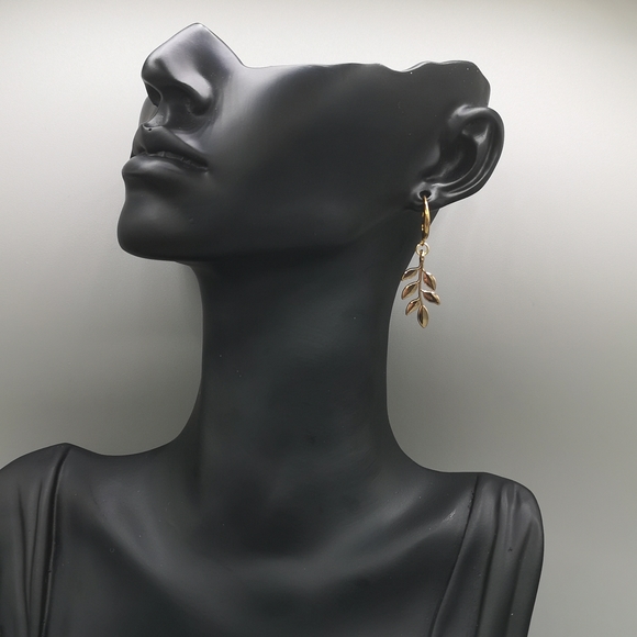 *FREE ADD-ON* Golf Leaf Earrings with Swirly Hooks - Picture 2 of 6